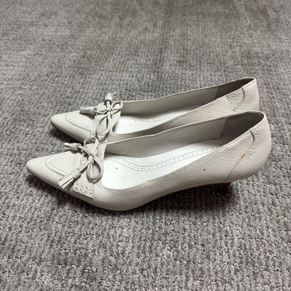 Brooks Brothers 346 Kitten Heels Ivory Leather Women's Size 7 - Picture 3 of 11